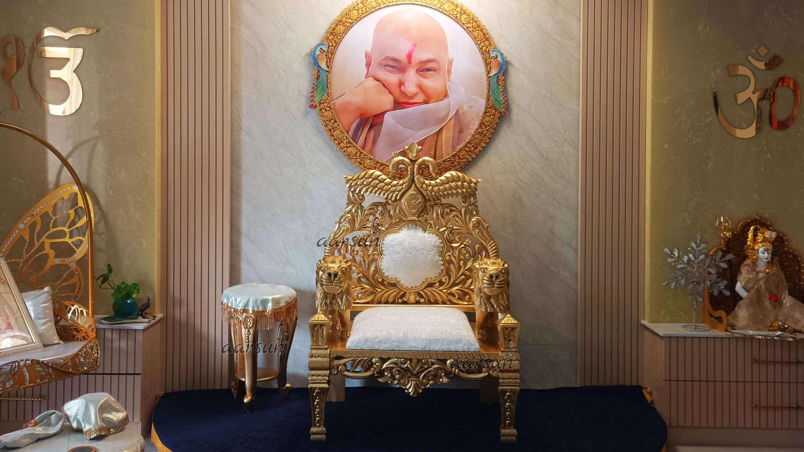 Aarsun Guruji Chair Aarsun Guruji Chair